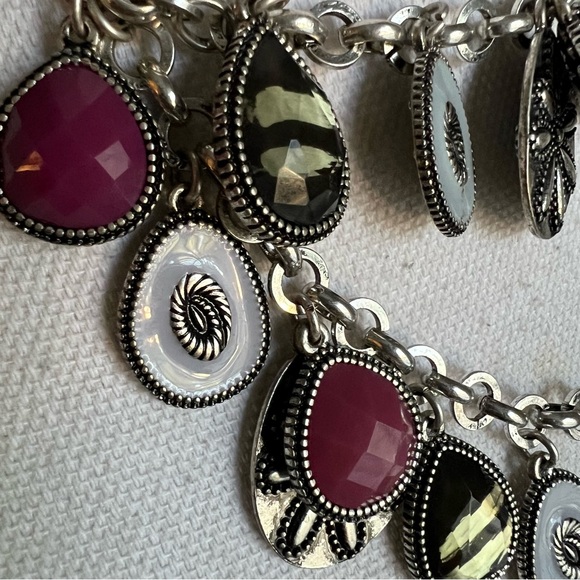 Premier Designs Antiqued Bib Necklace with Ornate Plated and Resin Pieces Purple - Picture 5 of 11